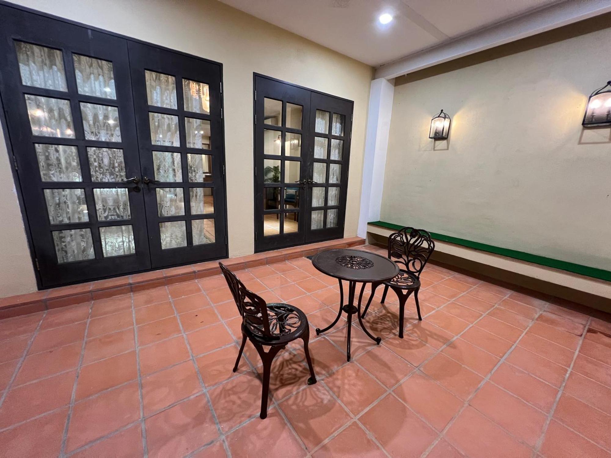 Bed and Breakfast Botanica Mansion Balik Pulau Exterior foto