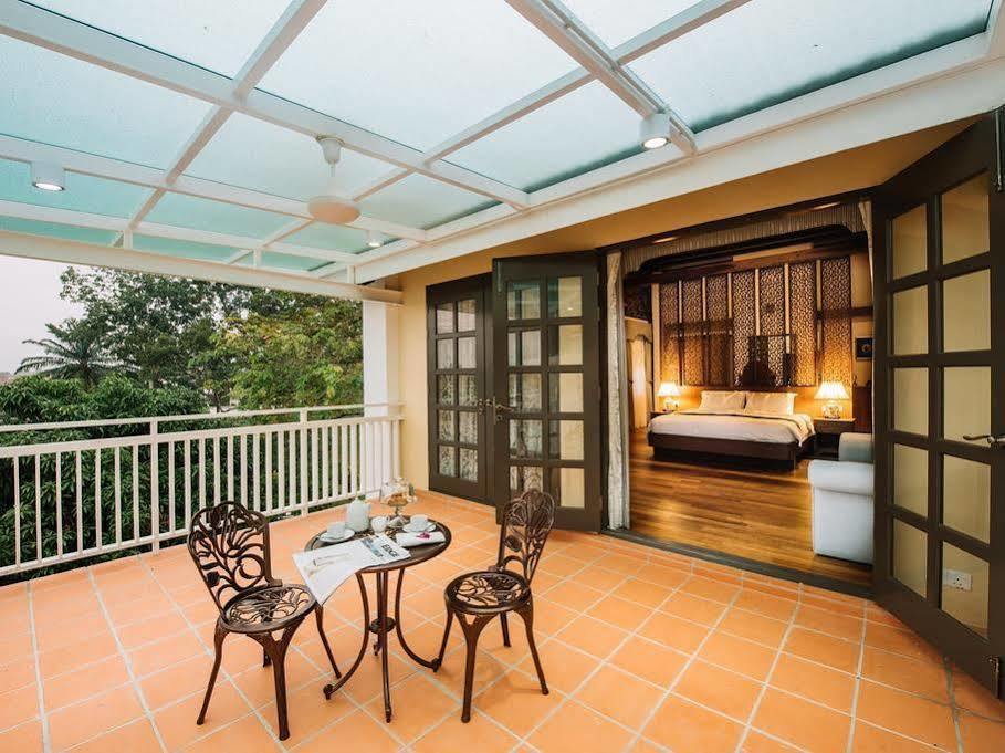 Bed and Breakfast Botanica Mansion Balik Pulau Exterior foto